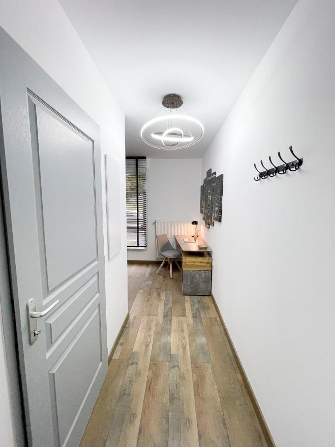 Easy Location - Parking - Free Wifi - Tourism And Business Apartment Freyming-Merlebach Exterior photo